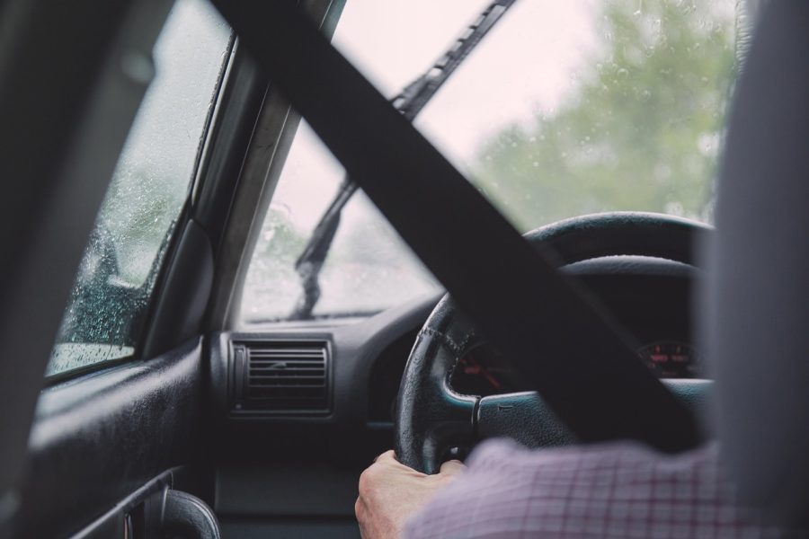 Jakie auto wybrać dla rodziny z małymi dziećmi?